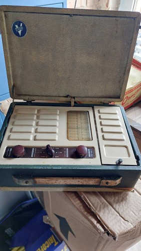 Vidor vintage radio - vidor,