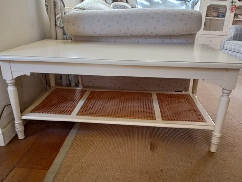 Laura ashley clifton cream - laura,