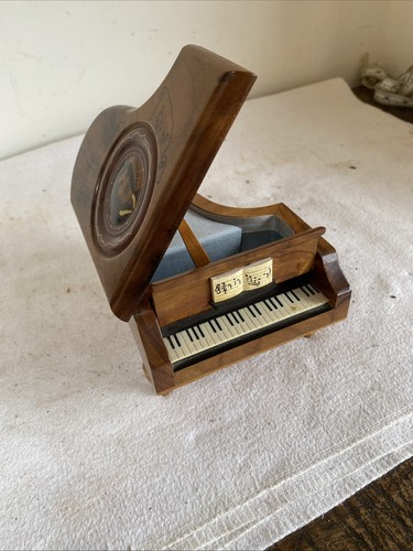 Vintage walnut grand - vintage,