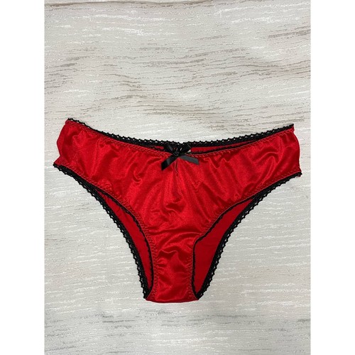 Nwt rare htf - htf, victoria’s