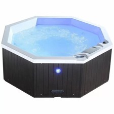 NEW Canadian Spa Company Muskoka 6 person Hot Tub