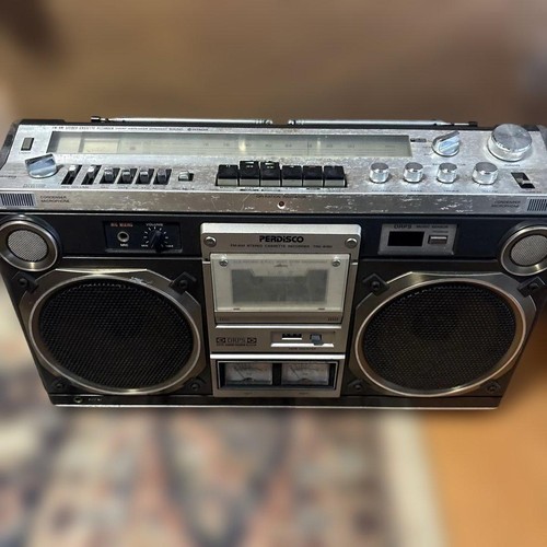Hitachi trk 8180 - hitachi, boombox