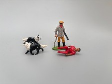 Britains Farm Figures 1:32 –