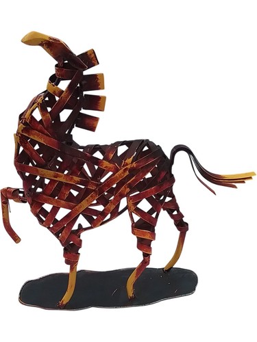 Artistic metal horse sculpture - artistic,