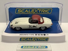 Scalextric C4232 JAGUAR E-TYPE Goodwood Revival Adrian Newey (BNIB) LIGHTS 1.32