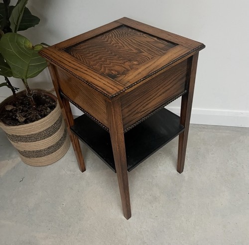 Arts and crafts vintage oak - and,