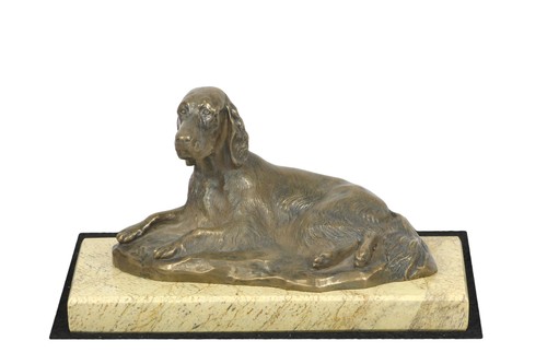 English setter statuette a - setter, on