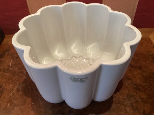 Antique jelly blancmange mould - jelly,