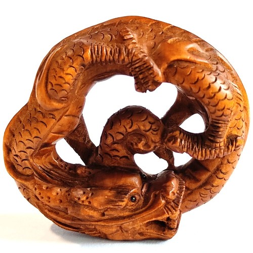 M8460 hand carved - -,