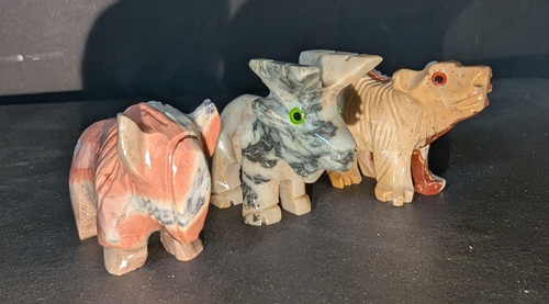Small marble figures - ,