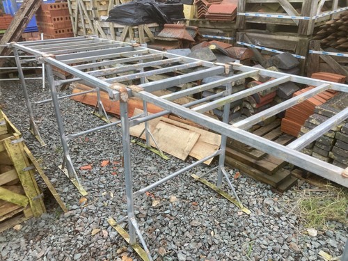 Builders trestle - builders,