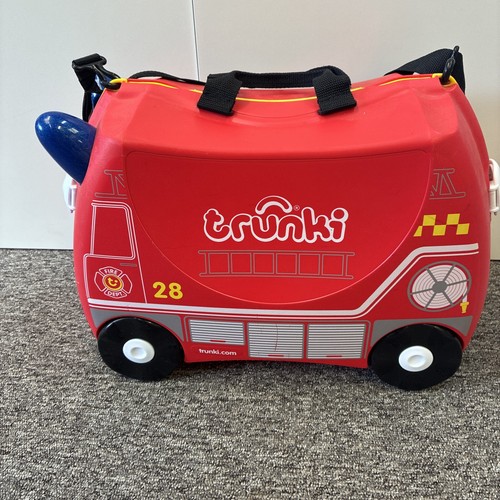 Trunki fire engine suitcase - trunki,