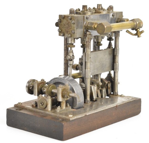 Twin cylinder compound live - twin,