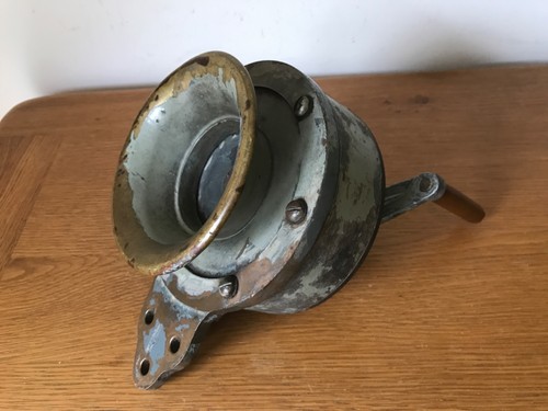 Vintage hand crank - crank, brass