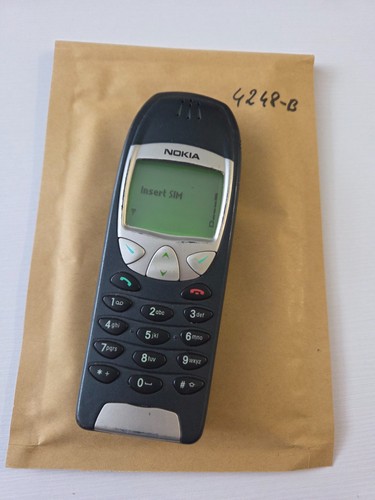 Nokia 6210 mobile phone - phone, sim