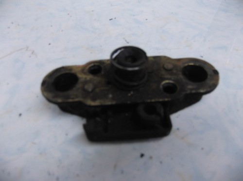 Suzuki gs500 seat latch gs500e - suzuki,