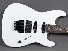 Charvel USA Select San Dimas Style 1 HSS FR, RW Snow Blind Satin