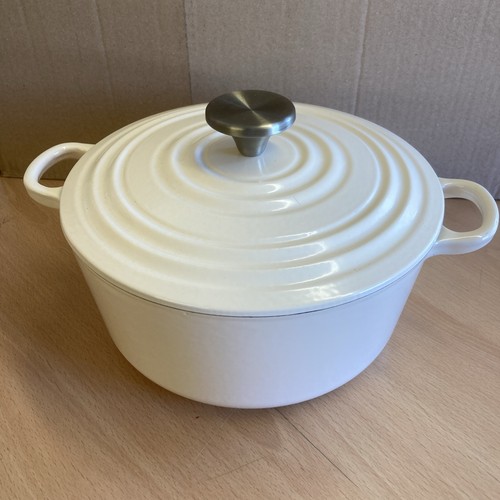 Cast iron casserole - cast,