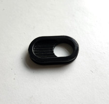 SUZUKI GT550 GT380 OIL LEVEL INSPECTION SIDE PANEL RUBBER GROMMET 44649-34100