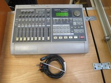 Roland - VS-880 | Digital Studio Workstation