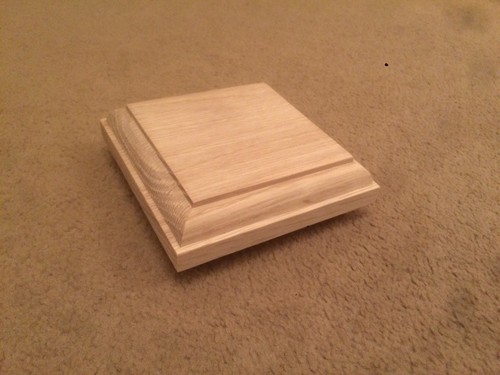 Solid oak newel - oak, cap,