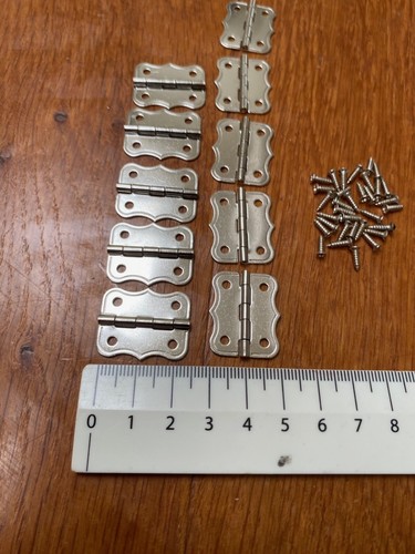 Small 25mm butterfly hinges - small,