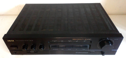 Akai stereo amplifier - am-06,