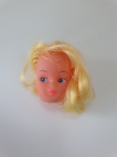 Blonde doll head blue - head, eyes