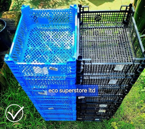 Stackable plastic crates - 8,