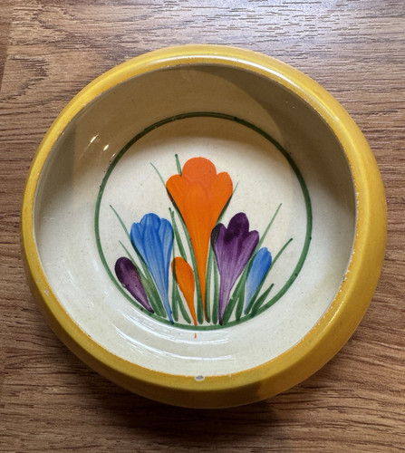 Clarice cliff crocus - cliff, hand
