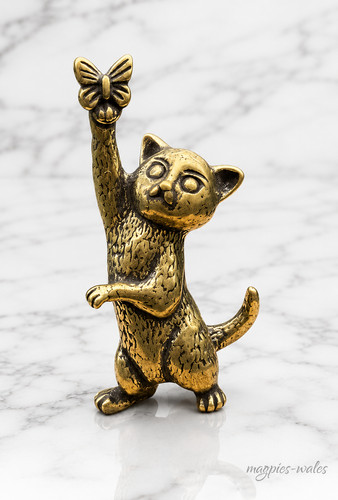 Stunning brass butterfly cat - stunning,
