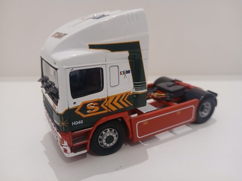 Corgi 50th scale erf unit - scale,