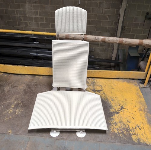 Electric bath lift - lift, white