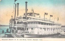 Dubuque Iowa Excursion Steamer W.W. & Barge, Harbor, Vintage Postcard U21068