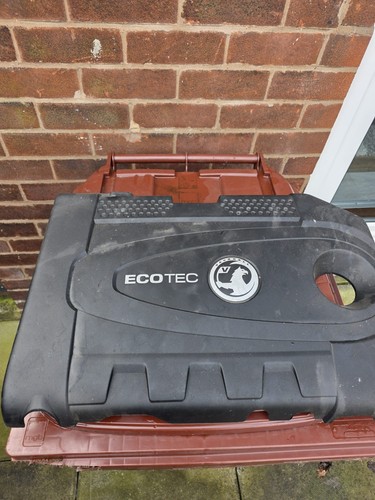 Vauxhall insignia engine top - vauxhall,