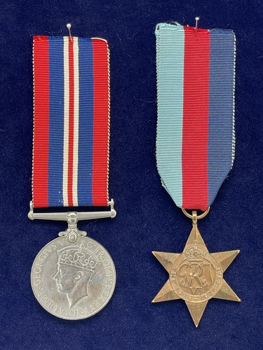 Pair ww2 1939 star - of, 1939-45