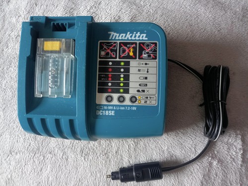 Makita dc18se 18v lxt battery - 18v,