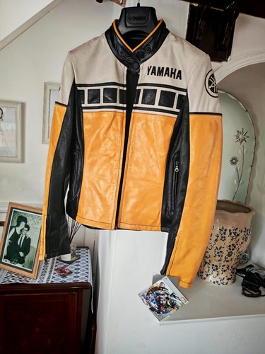 Yamaha ladies bike - yamaha, jacket