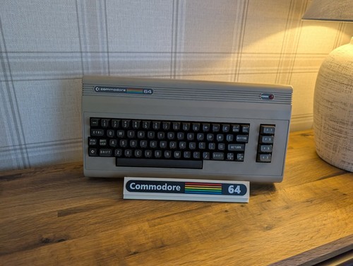 Commodore retro display - 64,