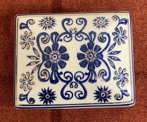 Floral porcelain trinket box - porcelain,
