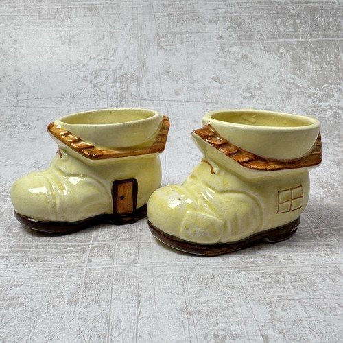 Vintage egg cups old - old, woman