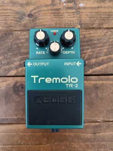 Boss tremolo guitar - boss, tr-2