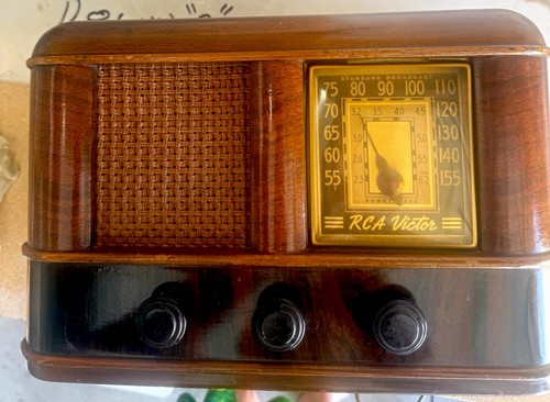 Vintage rca victor - wood, tube