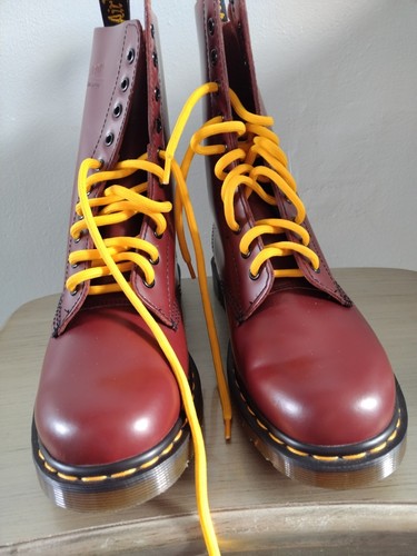 Martens hole boots size - martens,
