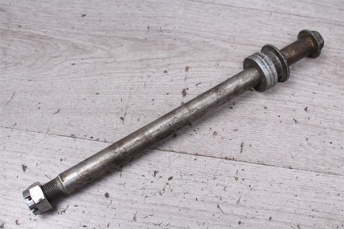 Axle rear thru - , bolt