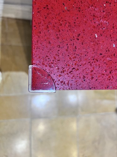 Plastic corner protectors - 24,