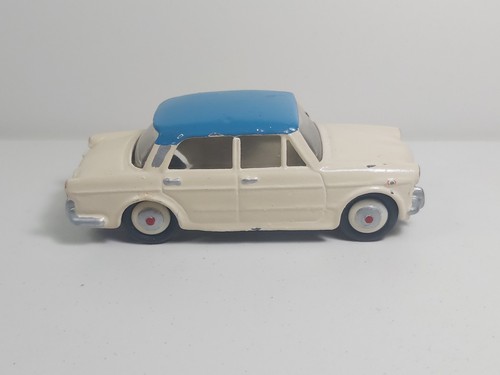 French dinky toys fiat 1200 - toys,