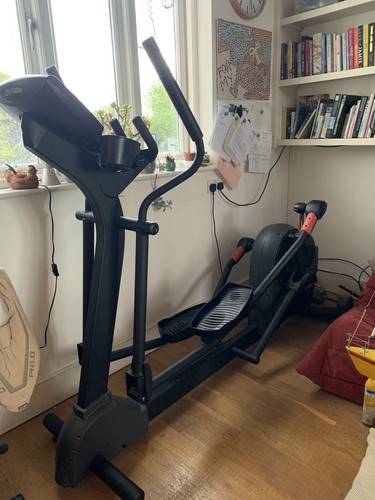 Life fitness x5i elliptical - ,