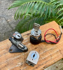 Honda CB125S OEM Ignition Switch w/ Helmet & Steering Lock & Original Honda Key