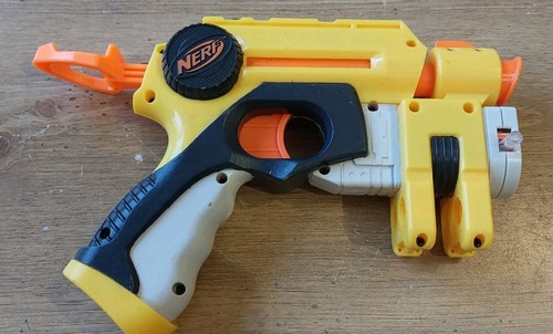 Nerf strike pistol small - strike,